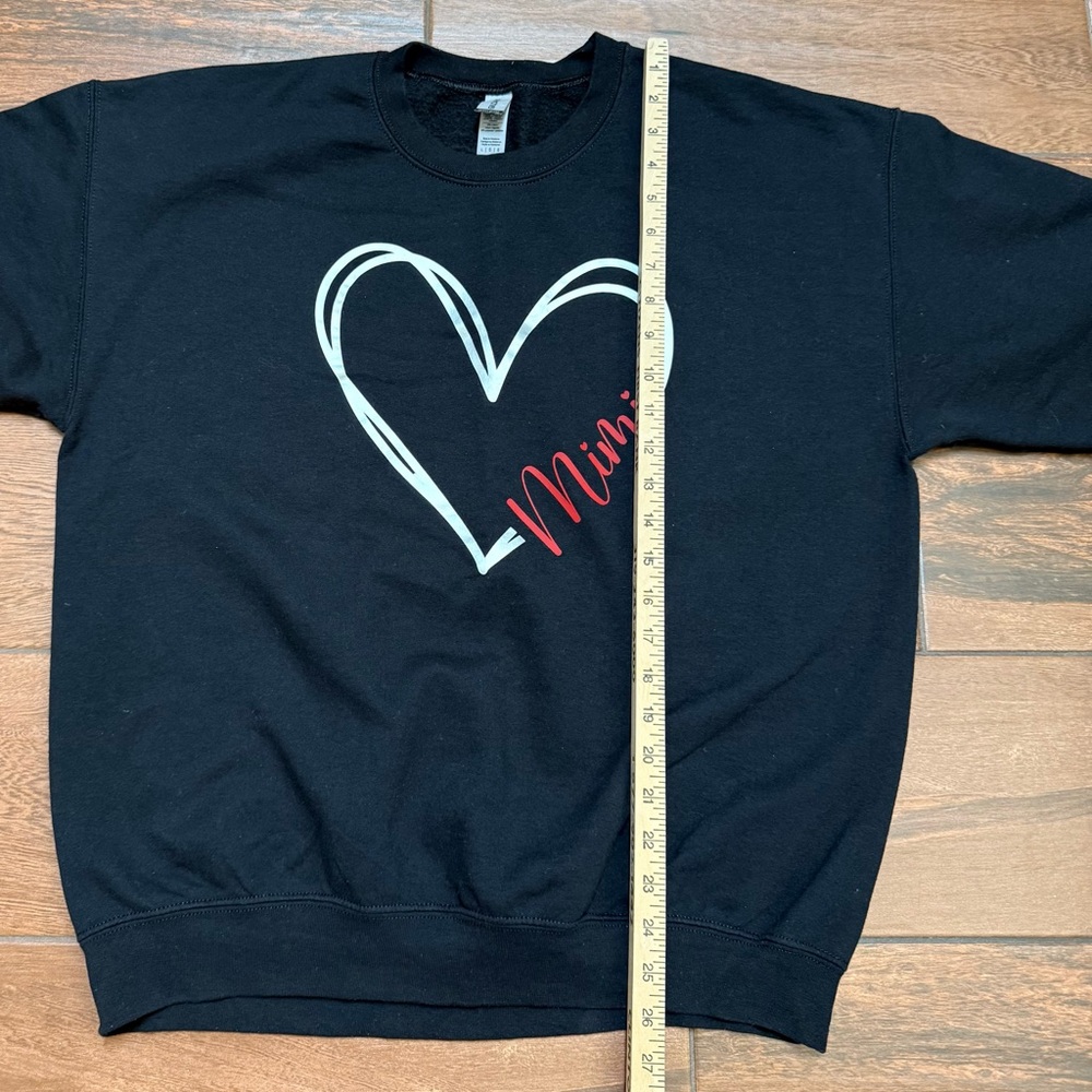 Mimi Heart Sweatshirt Black Red Silver Love Unisex Shirt Gildan Heavy Sz L - Picture 3 of 6